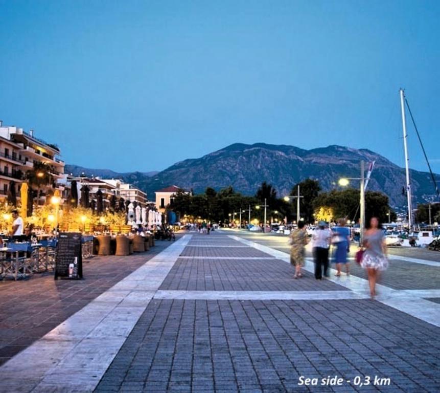 Comfy Boutique Hotel Каламата Экстерьер фото
