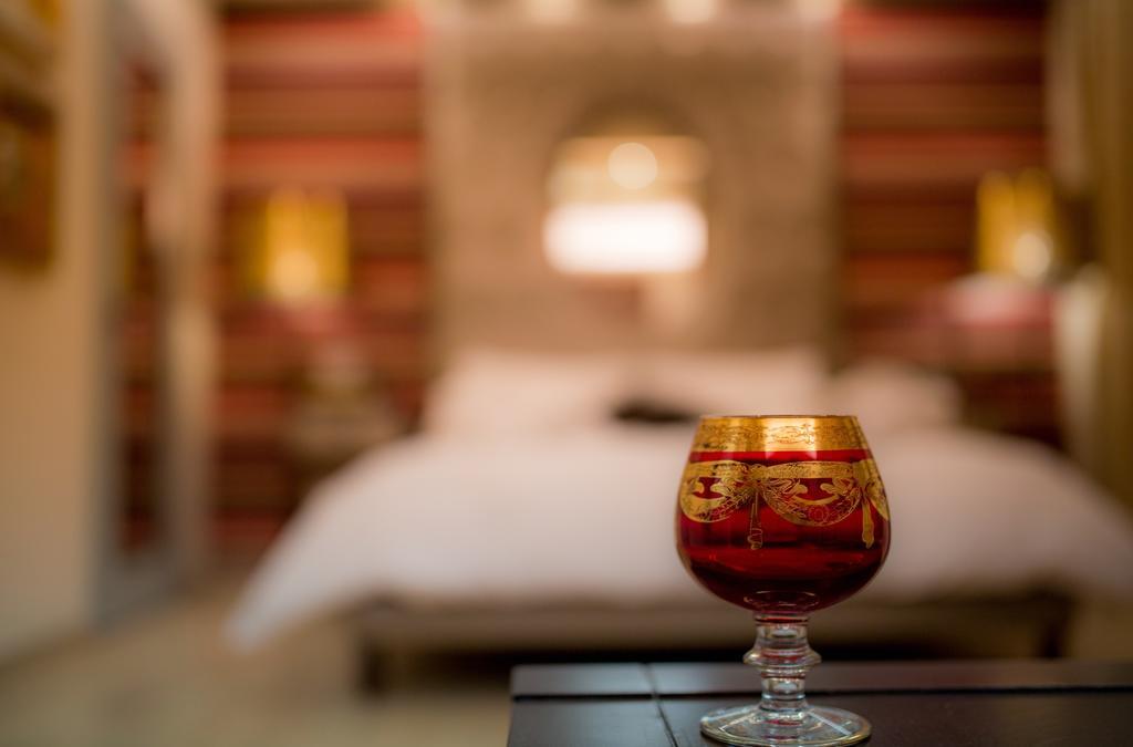 Comfy Boutique Hotel Каламата Экстерьер фото